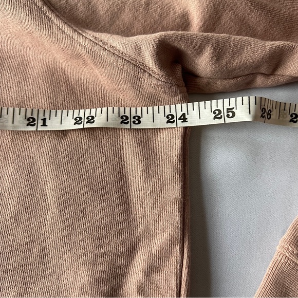 Vince Sweatshirt Mens XL Salmon Crew Neck Long Sleeves Pullover Lightly Used - Picture 8 of 8